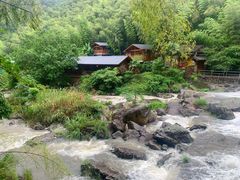 -宁波余姚老柿林山居度假村