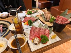 -炼火烤肉店