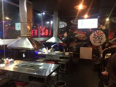 大堂-马路牙子地桌烤肉(工体店)