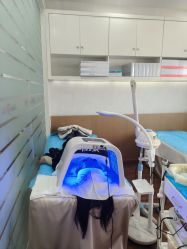 -成都苗方清颜专业祛痘