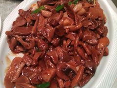 -老街坊美食汇(玉兰大街店)