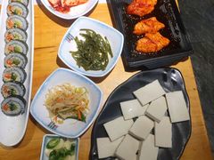 -唯成•韩国炭火烤肉 유성고기