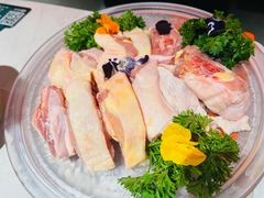 -芸山季·云南野生菌火锅(人民广场来福士店)