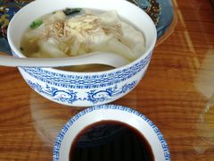 -笑来喜馄饨小笼工坊店(湖滨街店)