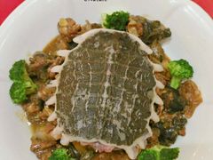 -南宁世纪君悦大酒店(青秀万达滨湖路地铁站店)