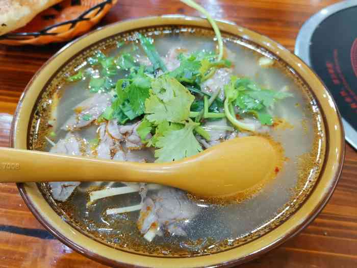 古法牛肉汤-"高沙路上,就在住的酒店旁边靠近下沙商贸城.