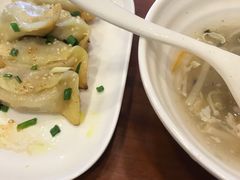 -小姜锅贴(凤凰街店)