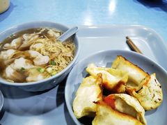-天天锅贴王(迎凤街店)