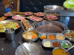 -韩烧牛中牛·甄选黑牛烤肉(黑金店)
