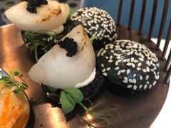 -La Mer Restaurant & Lounge