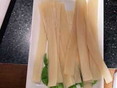 -山城鼎重庆老火锅(西安钟楼店)