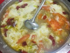 酸辣汤-夕阳红小吃(中街大悦城店)