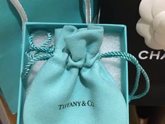 -Tiffany & Co.蒂芙尼
(杭州大厦店)