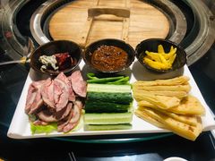 -人民公社铁锅炖·东北菜(卫国道店)