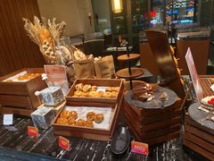 -东方红海鲜百汇(国际大厦店)