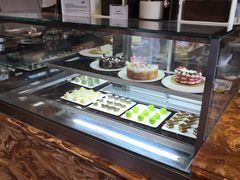 面包甜点陈列柜-万达瑞华酒店美食汇自助餐厅(楚河汉街店)