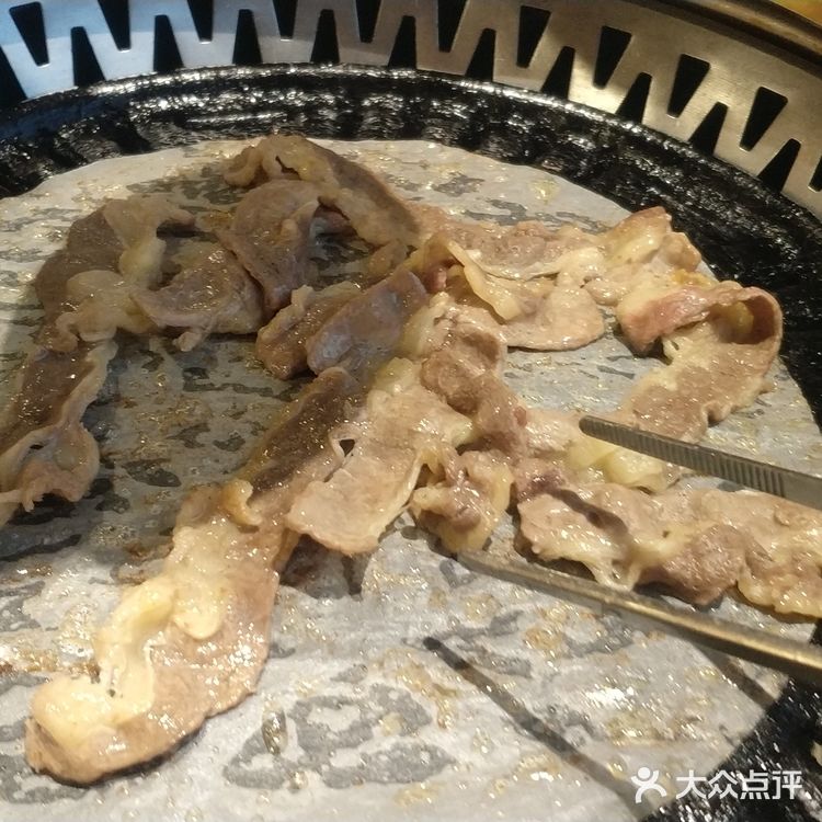 国际友人特别多的烤肉火锅早茶店