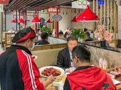 -叶派龙虾•招牌香辣蟹·海鲜(中海国际店)