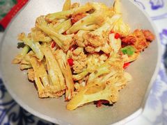 -卢大鲜鱼头捞饭(美利广场店)