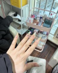 -晨·艺美甲美睫