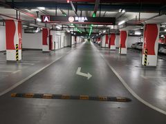 -长泰广场·地下停车库