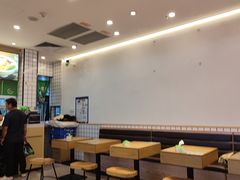 -蒙自源米线大王(花园城商场店)