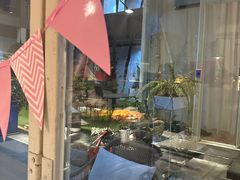 -春树下·树屋花房西餐厅(罍街AS1980店)