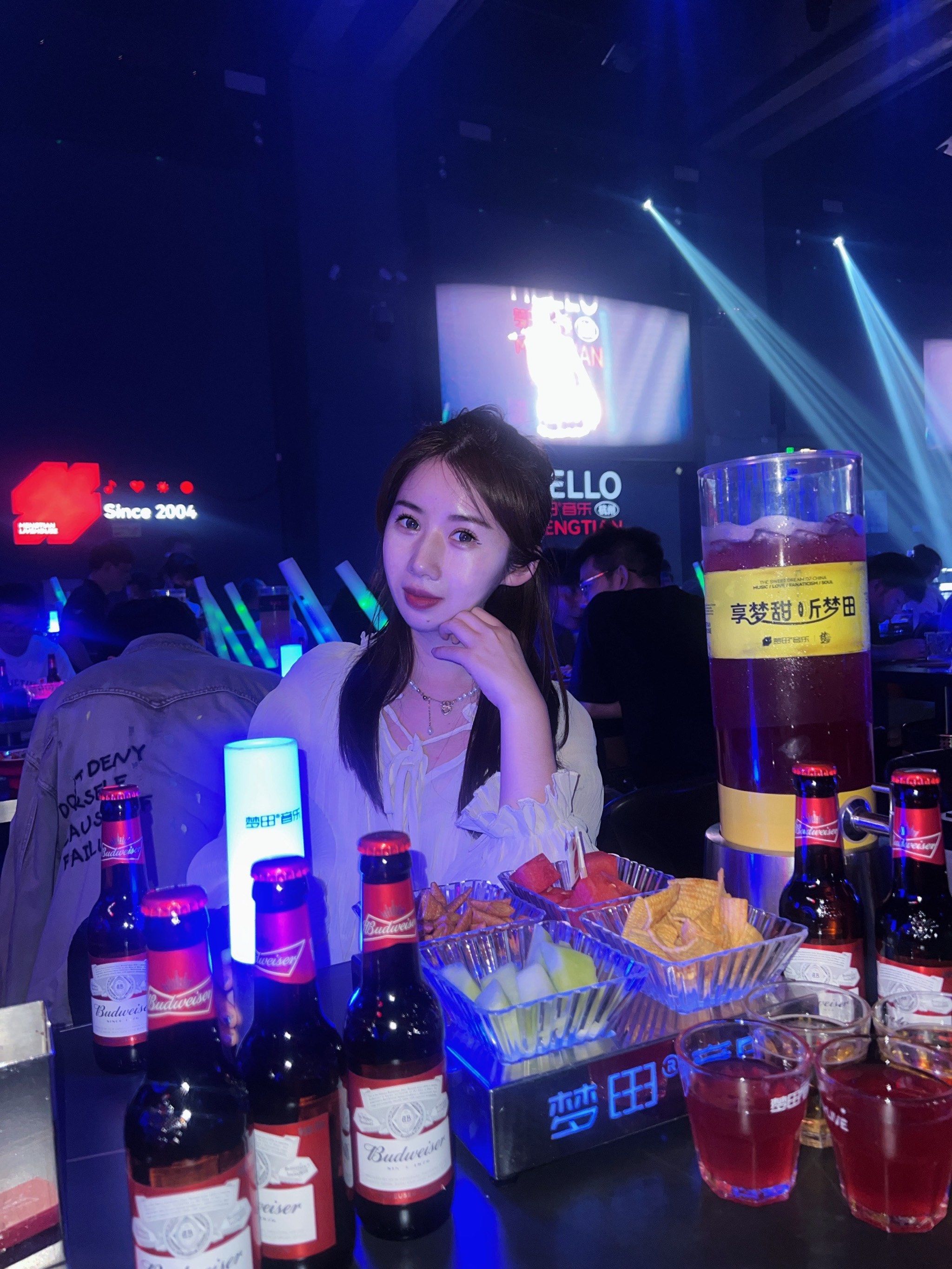 杭州夜生活好去处!潮人聚集蹦迪到天亮.