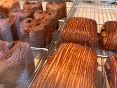 -VERIE BAKEHOUSE