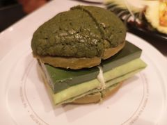 抹茶奶冻菠萝包-大树餐厅(益田假日店)