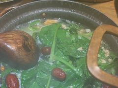 -吃饭皇帝大(长宁龙之梦店)