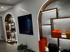 -聚云奢二手奢侈品黄金手表包包回收·中古店(上海店)
