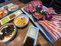 -明洞阿姨·韩式酱蟹烤肉·创意料理(三元桥店)