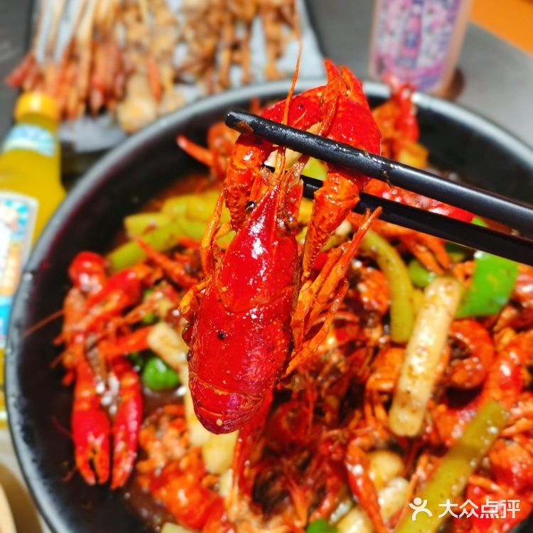 龙虾季来临,让夺胃带你享受味蕾的盛宴