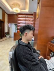 -尼特斯男士发型馆