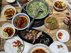 -冯烫烫跷脚牛肉·川菜小馆(武胜西街店)