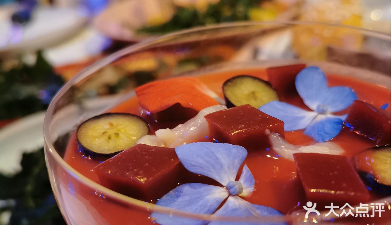 市中心休闲放松好去处，环贸顶楼的高品质餐吧了解一下