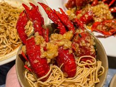 -肥肥虾庄·金牌油焖大虾(杨园滨江时代walk店)