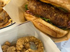 安格斯牛肉芝士堡-魏家凉皮(协和店)