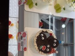 -花花卷卷·鲜食蛋糕(静安久光百货店)
