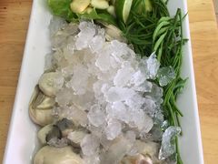 -J Daeng Seafood