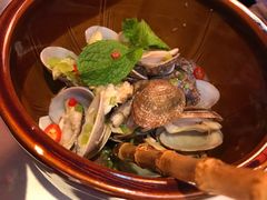 -鸣记脆皮烤鱼·海鲜烤鱼(三八广场店)