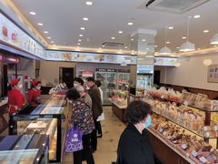 -红宝石·鲜奶小方·海派西点房(南丹店)