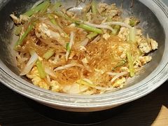 白虾酱小炒粉丝-蜜桃餐厅·伴山(绿宝广场店)