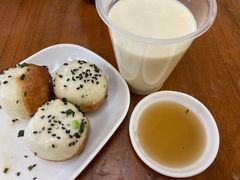 -三两春肚肺汤(崂山路店)
