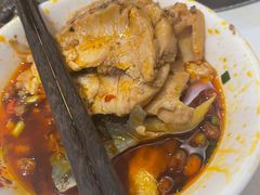 -忘情水鱼头·鲜鱼火锅(滨江中路店)