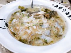 -江渔儿酸菜鱼·拔草餐厅(虎门君乐汇店)