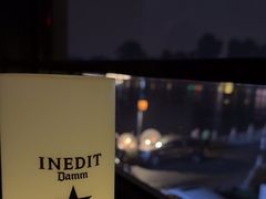 -东岸Cafe 爵士俱乐部