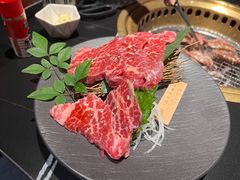 -山川小町·极番烧肉(新地假日广场店)
