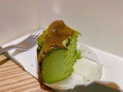 开心果·黑金浓烧芝士-KNOTKNOT珞珞·日式甜品(K11店)